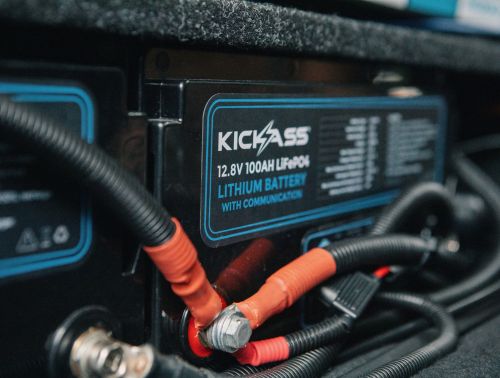 Understanding the Difference Between Series and Parallel Connections in 12V Systems - KickAss Products