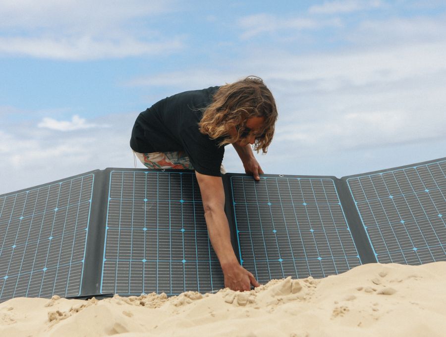 What Is ETFE Coating – and Why Is It Used on Solar Panels? - KickAss Products