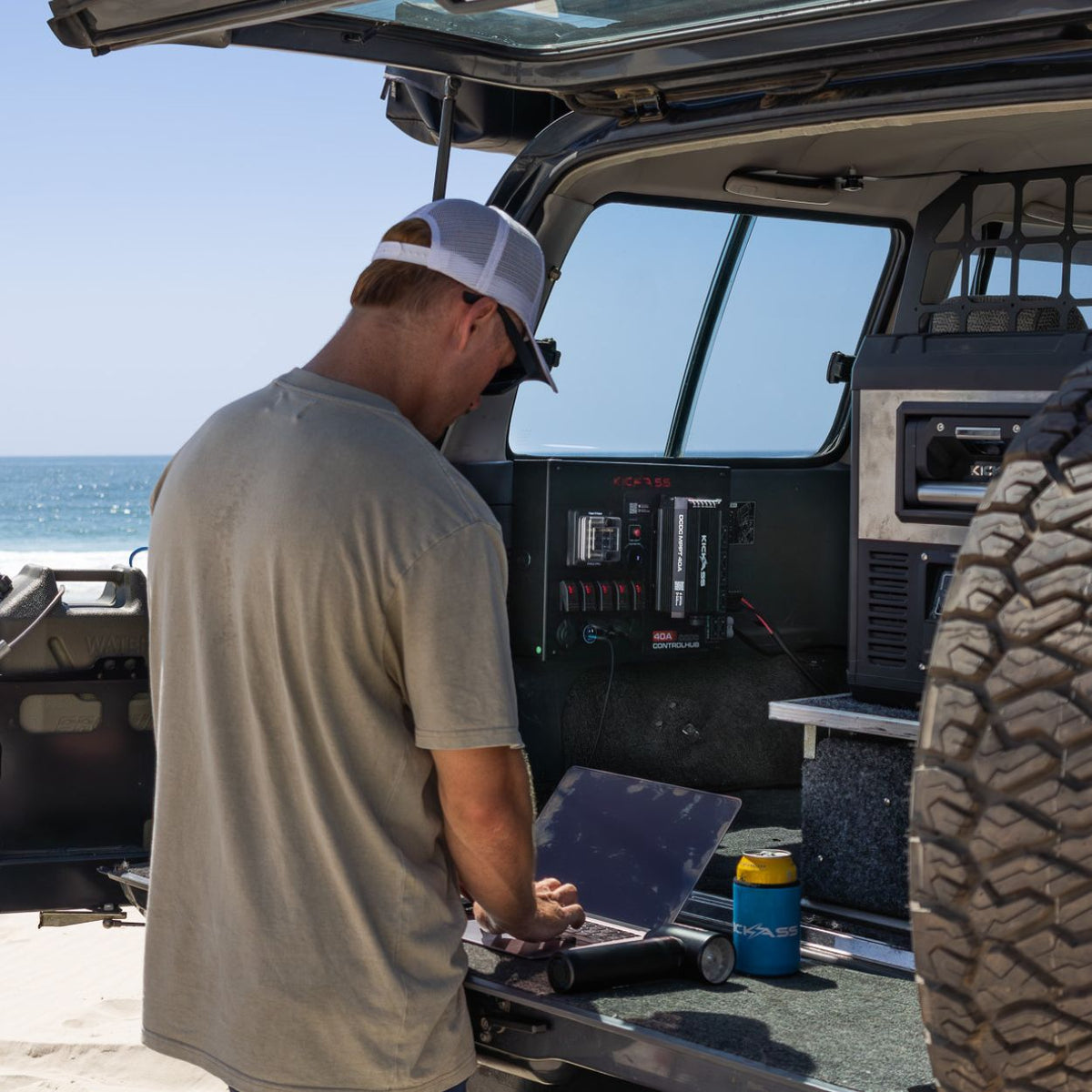 KickAss 12V Control Hub / Panel with Smart 40A DCDC Charger + Integrated Bluetooth - 2