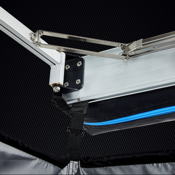 Self-Locking Reinforced Hinges 